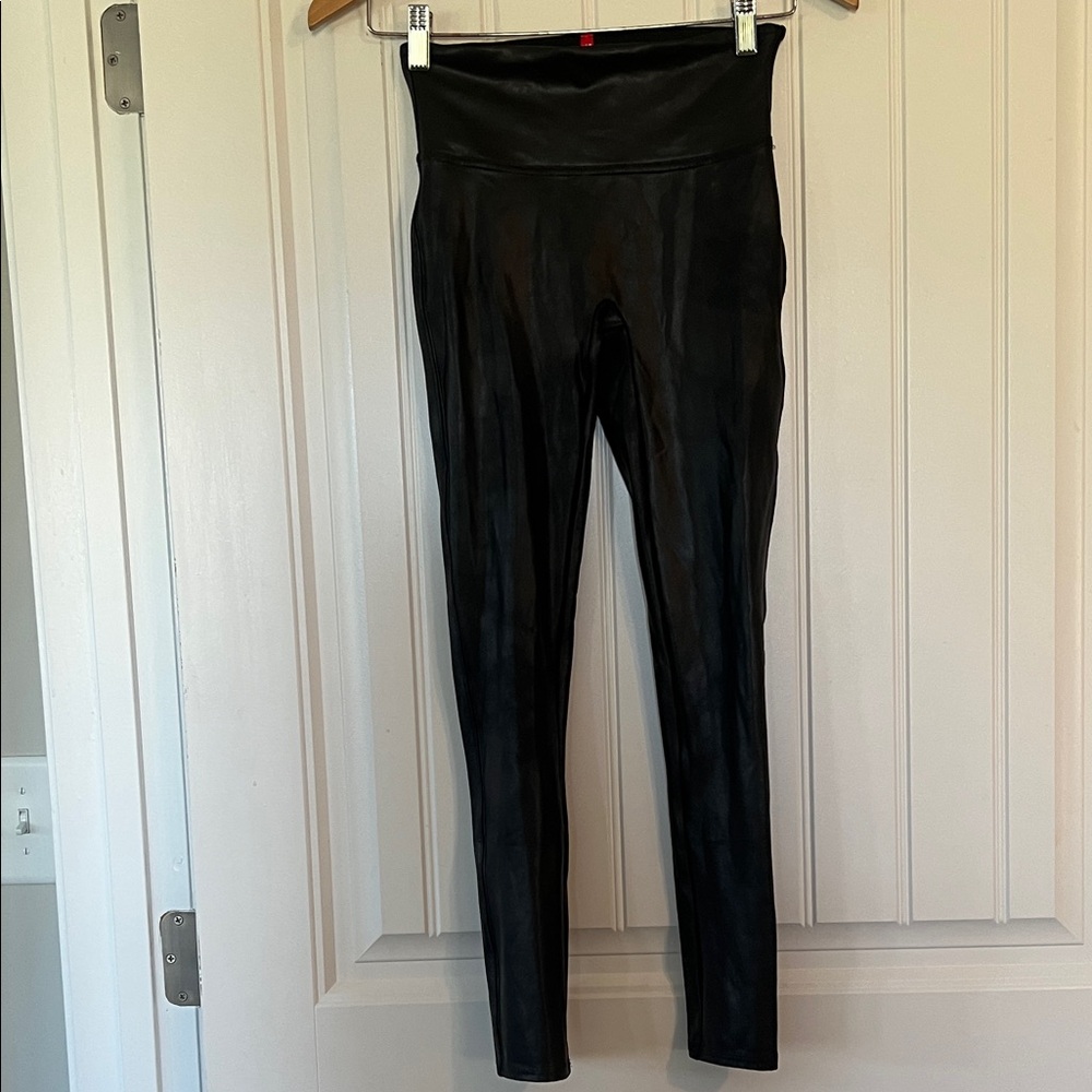 SPANX Faux Leather Legging’s Small